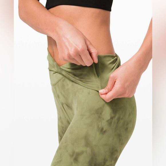 EUC Lululemon Align Pant 28" *Diamond Dye in Vista Green Medium Olive - Picture 10 of 10